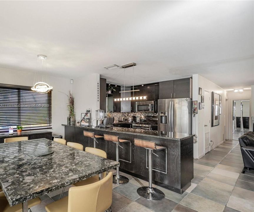 Recently Sold: $898,000 (0 beds, 0 baths, 2266 Square Feet)