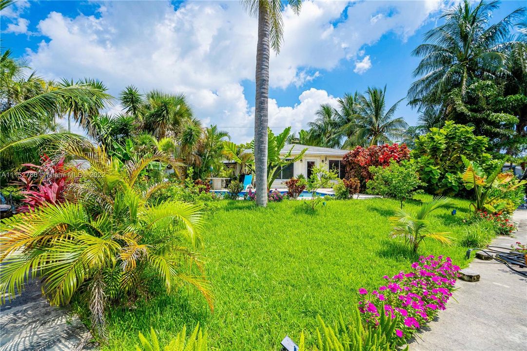 Recently Sold: $898,000 (0 beds, 0 baths, 2266 Square Feet)