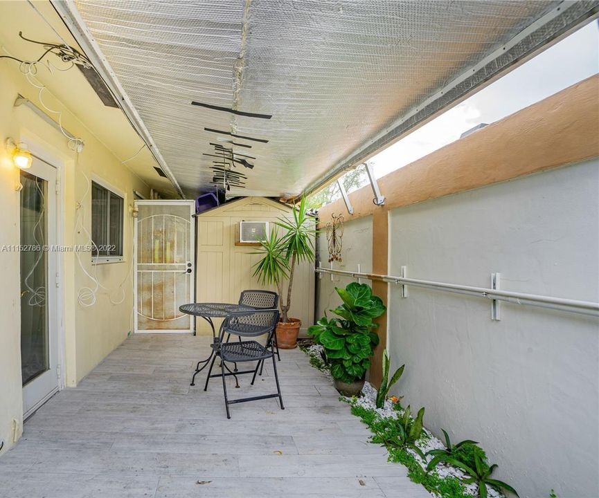 Recently Sold: $898,000 (0 beds, 0 baths, 2266 Square Feet)