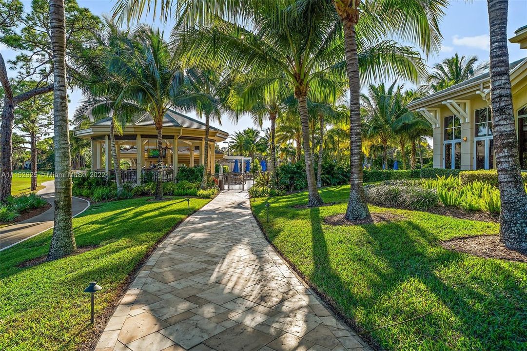 Recently Sold: $2,450,000 (4 beds, 5 baths, 6504 Square Feet)