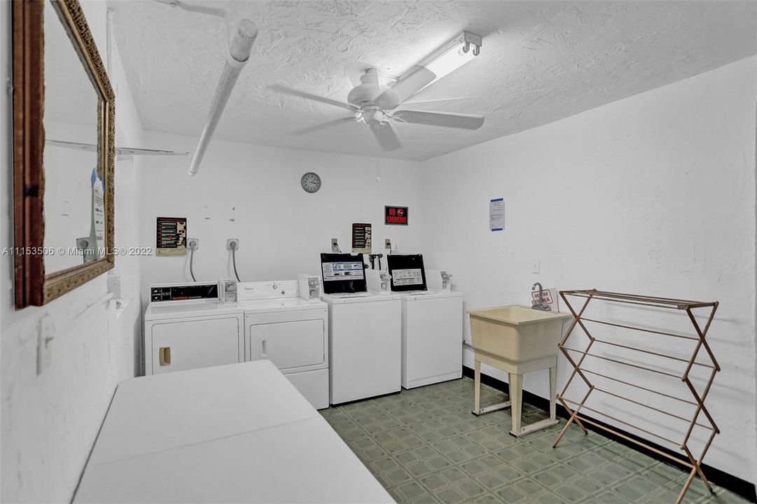 Common Laundry on same floor