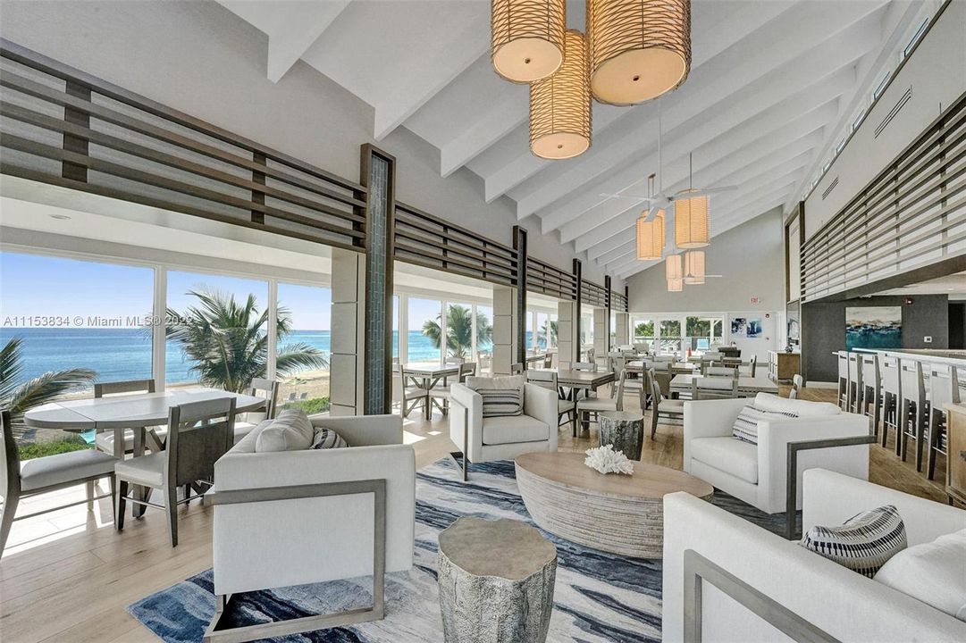 BEACH CLUB