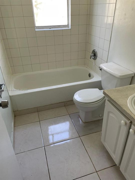 Recently Sold: $148,000 (3 beds, 2 baths, 1167 Square Feet)