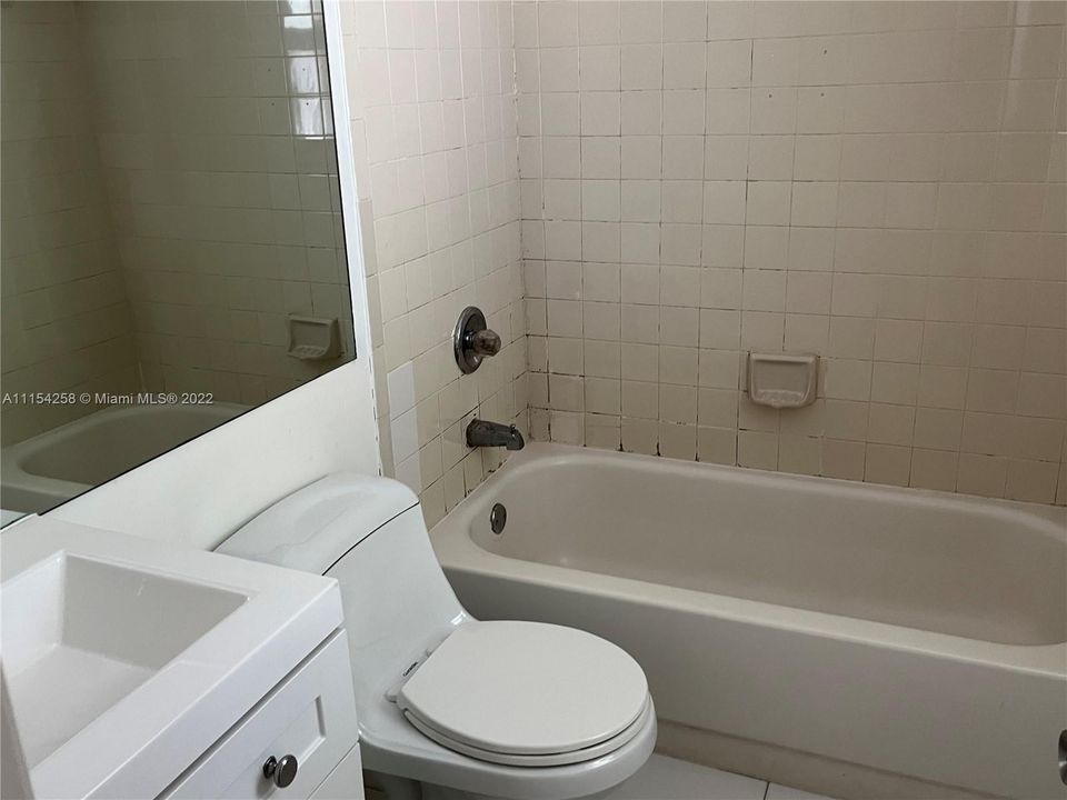 Недавно арендовано: $1,650 (2 спален, 2 ванн, 900 Квадратных фут)