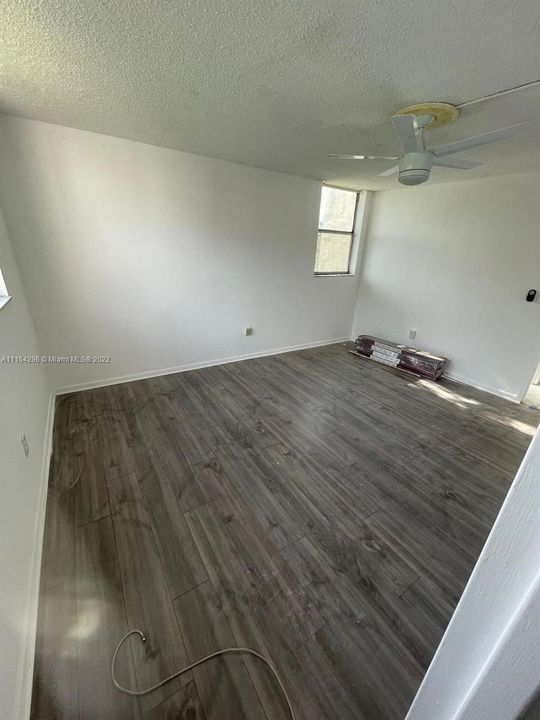 Recently Rented: $1,750 (2 beds, 2 baths, 1000 Square Feet)