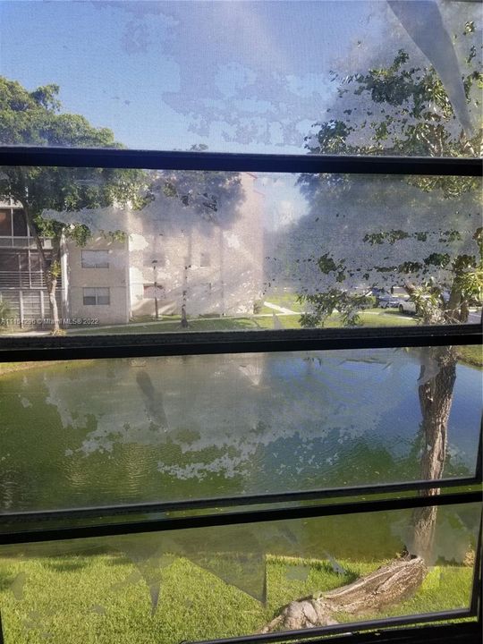 Recently Rented: $1,750 (2 beds, 2 baths, 1000 Square Feet)