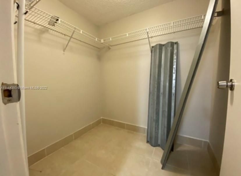 Недавно арендовано: $1,700 (1 спален, 1 ванн, 843 Квадратных фут)