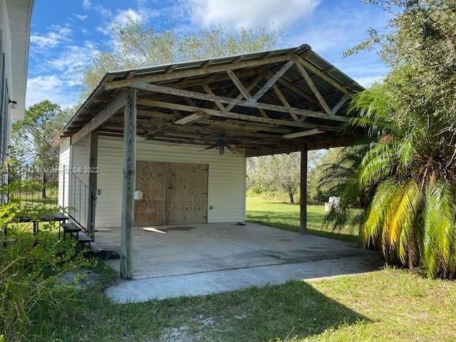 Vendido Recientemente: $319,900 (3 camas, 2 baños, 1186 Pies cuadrados)