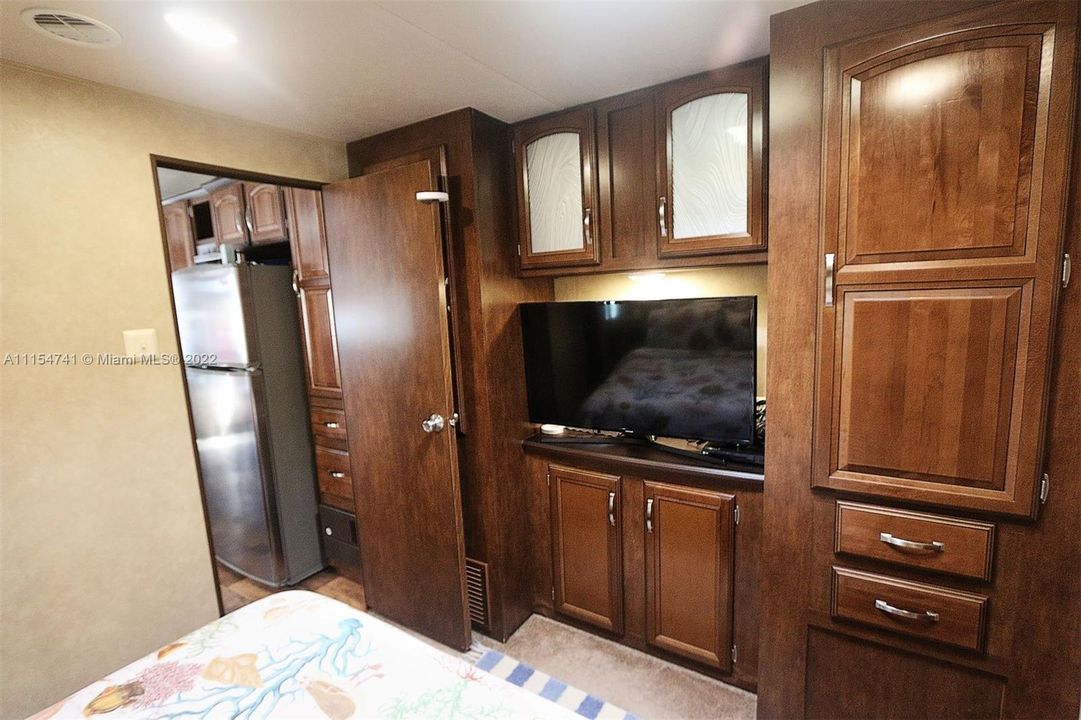 Vendido Recientemente: $369,900 (0.00 acres)