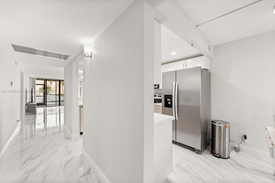 Recently Sold: $410,000 (2 beds, 2 baths, 1130 Square Feet)