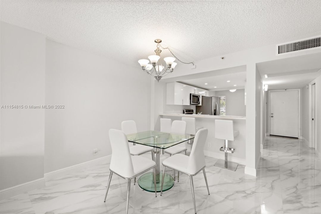 Recently Sold: $410,000 (2 beds, 2 baths, 1130 Square Feet)