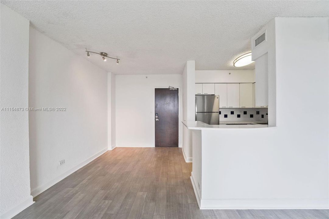 最近租的: $2,297 (1 贝兹, 1 浴室, 786 平方英尺)