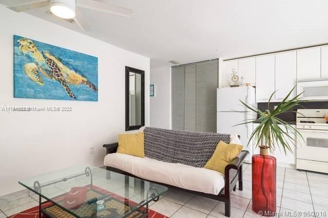 Recently Rented: $2,000 (1 beds, 1 baths, 635 Square Feet)