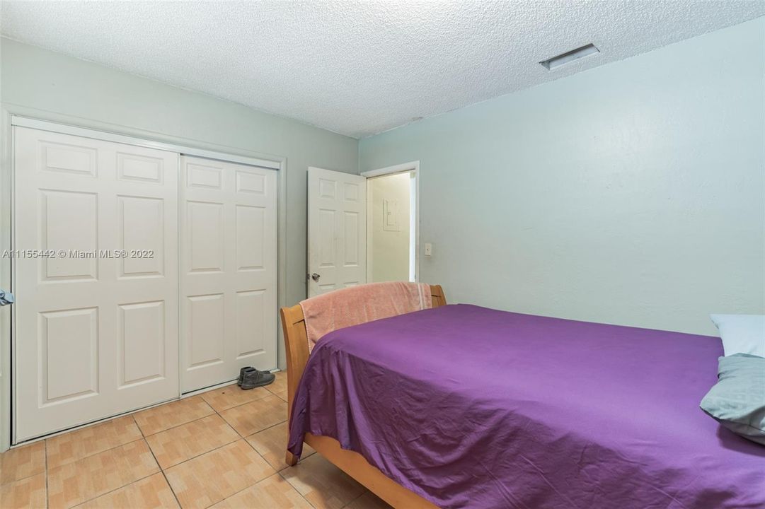 Recently Sold: $450,000 (0 beds, 0 baths, 2348 Square Feet)