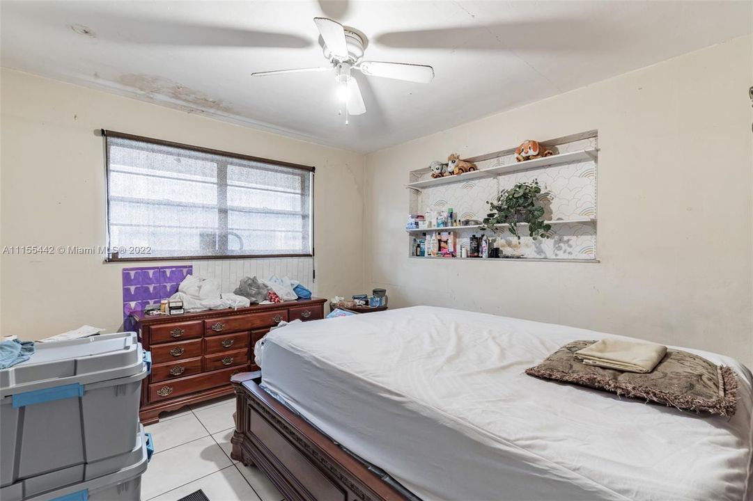 Recently Sold: $450,000 (0 beds, 0 baths, 2348 Square Feet)