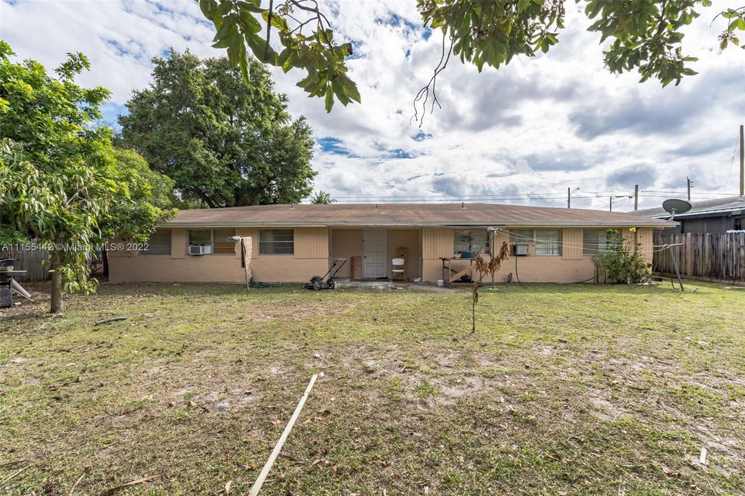 Recently Sold: $450,000 (0 beds, 0 baths, 2348 Square Feet)