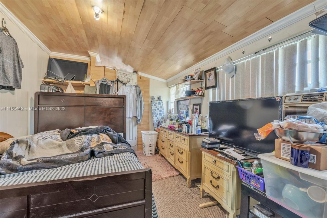 Recently Sold: $450,000 (0 beds, 0 baths, 2348 Square Feet)