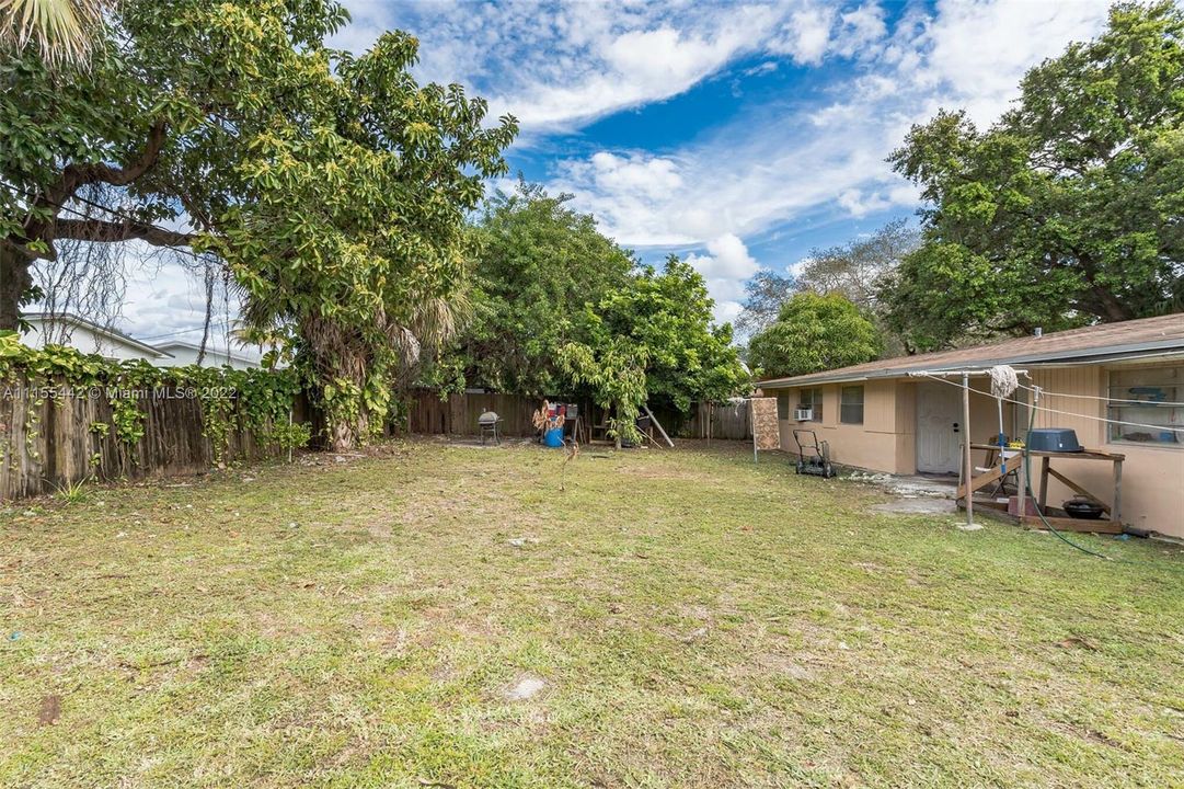 Recently Sold: $450,000 (0 beds, 0 baths, 2348 Square Feet)