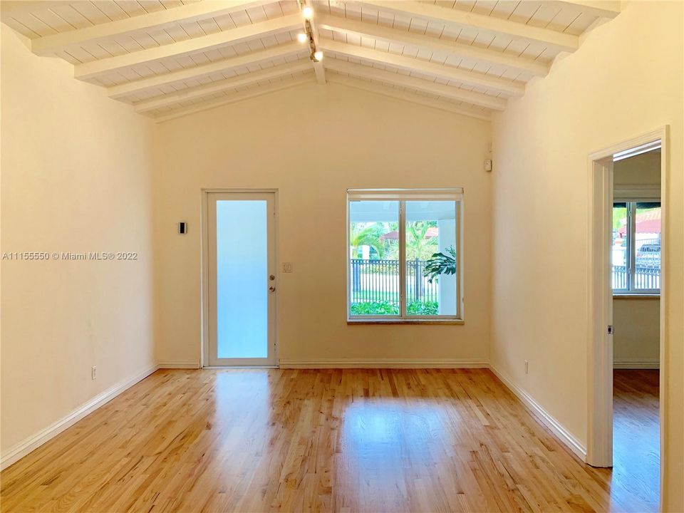 Недавно арендовано: $4,300 (3 спален, 2 ванн, 1430 Квадратных фут)