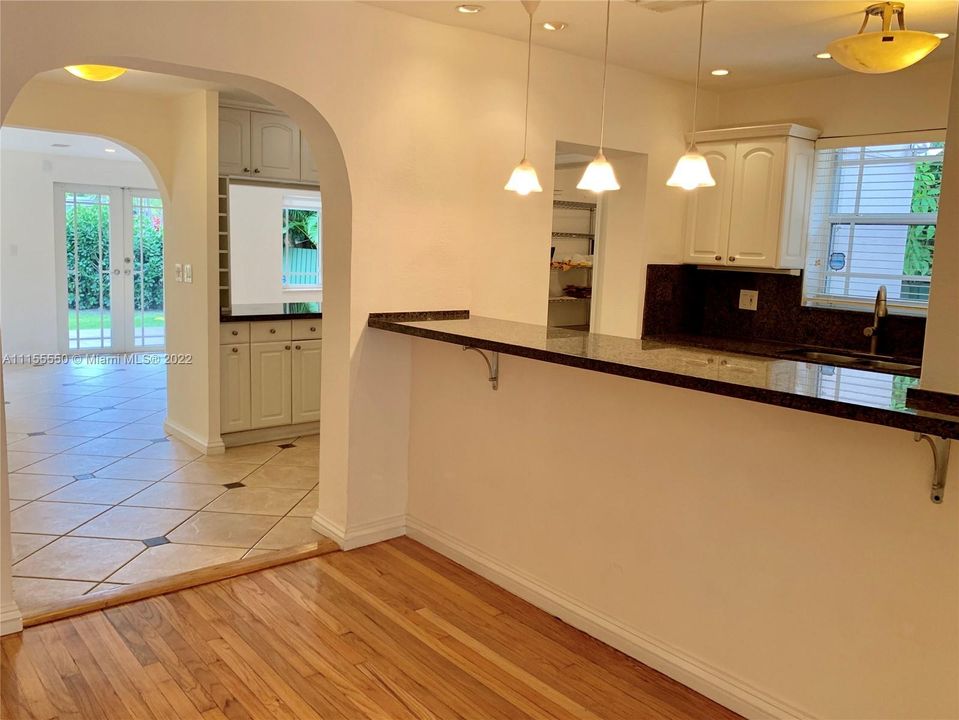 Недавно арендовано: $4,300 (3 спален, 2 ванн, 1430 Квадратных фут)