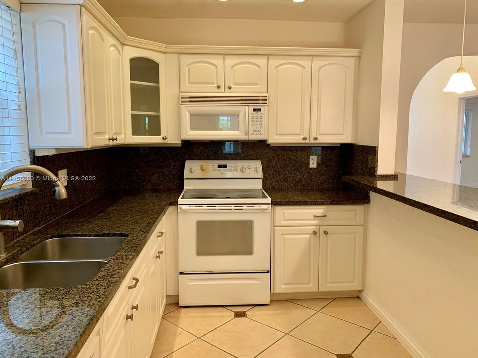 Недавно арендовано: $4,300 (3 спален, 2 ванн, 1430 Квадратных фут)