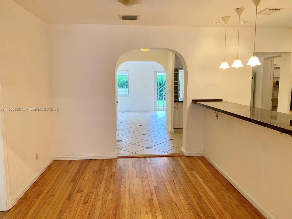 Недавно арендовано: $4,300 (3 спален, 2 ванн, 1430 Квадратных фут)