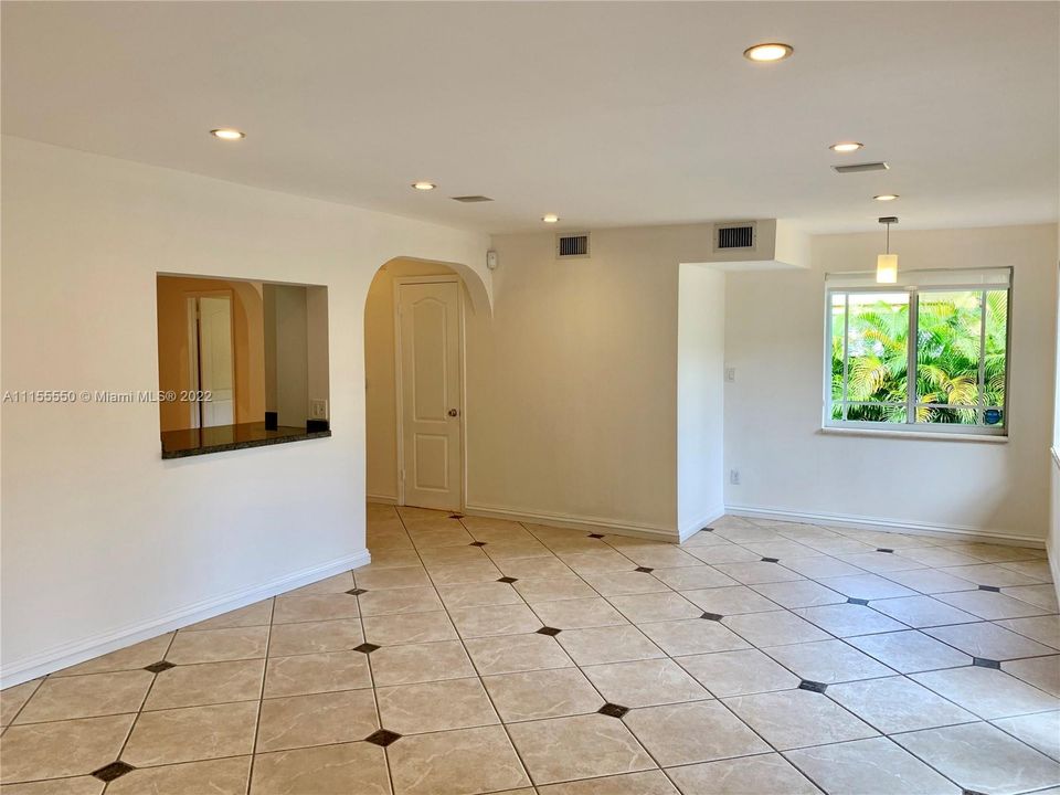 Недавно арендовано: $4,300 (3 спален, 2 ванн, 1430 Квадратных фут)