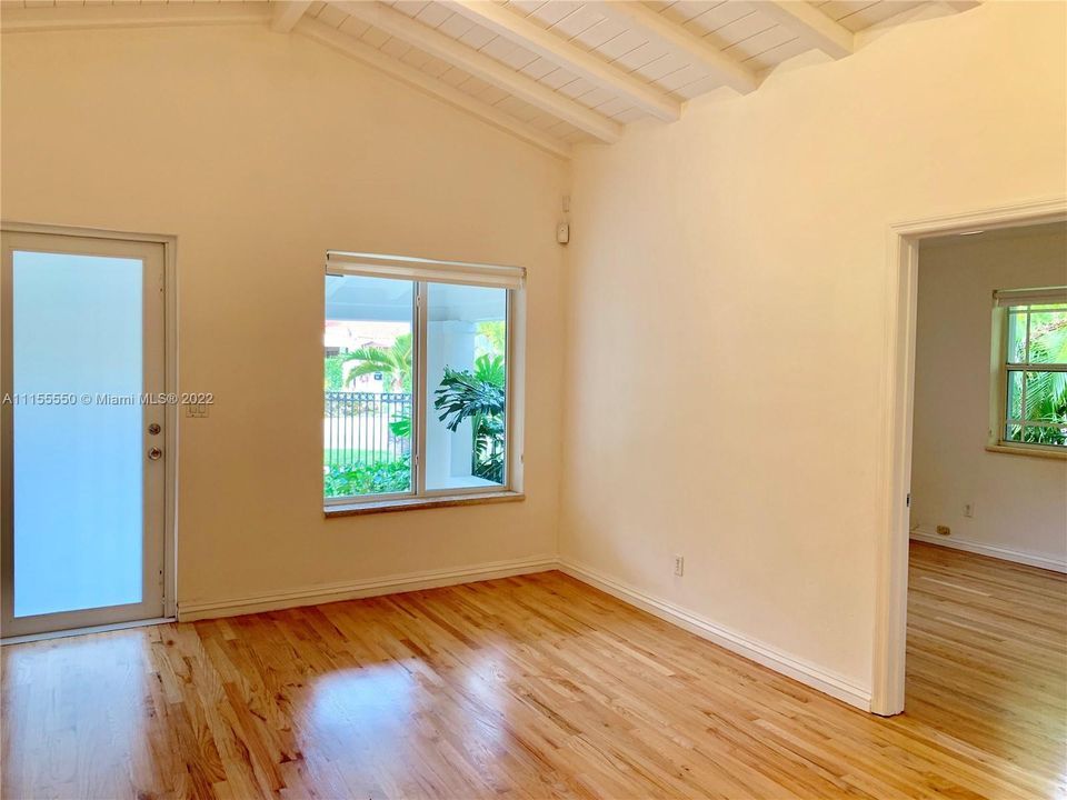 Недавно арендовано: $4,300 (3 спален, 2 ванн, 1430 Квадратных фут)