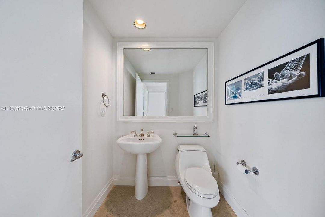 最近租的: $17,500 (3 贝兹, 2 浴室, 2340 平方英尺)
