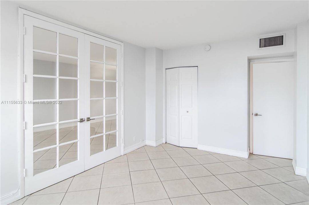 Recently Rented: $2,850 (2 beds, 2 baths, 1149 Square Feet)