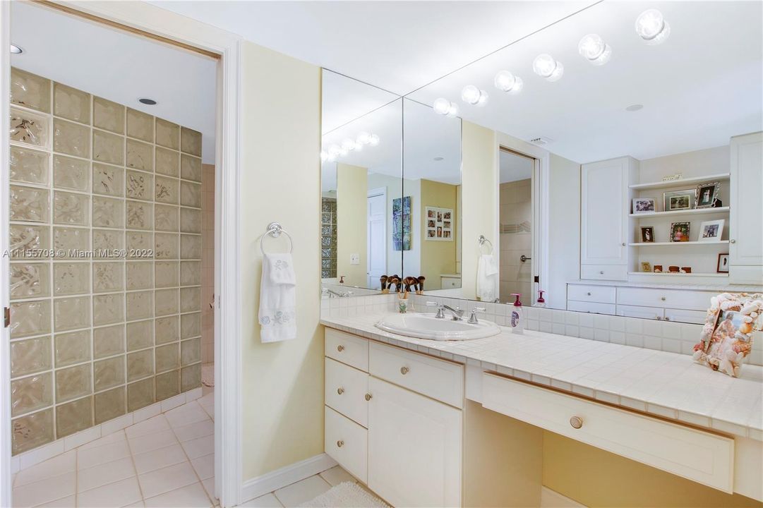 Recently Sold: $2,300,000 (2 beds, 2 baths, 2010 Square Feet)