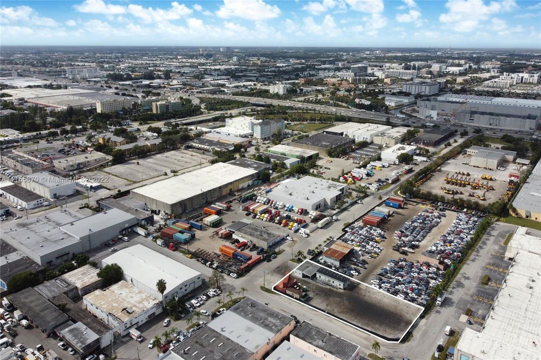 Aerial view close to Palmetto Expy & SW 36 st