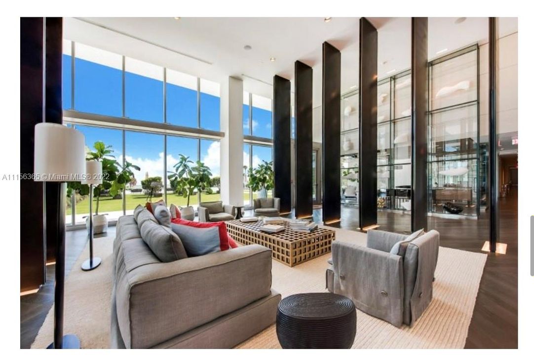 Recently Sold: $11,000,000 (4 beds, 7 baths, 3791 Square Feet)