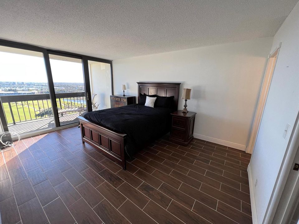 PH-5 Bedroom