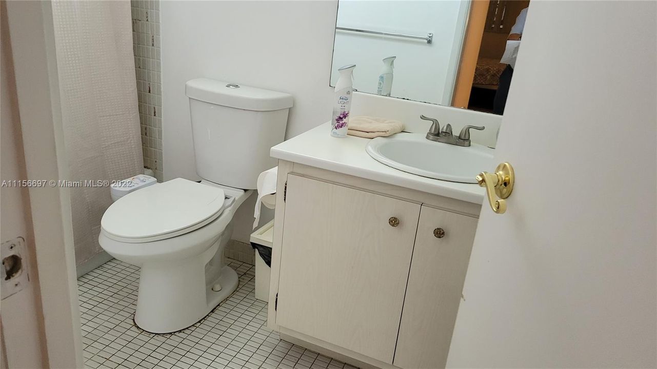 Недавно арендовано: $1,450 (1 спален, 1 ванн, 700 Квадратных фут)
