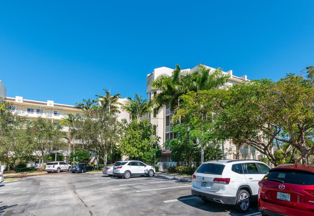 Recently Sold: $299,000 (2 beds, 2 baths, 1146 Square Feet)