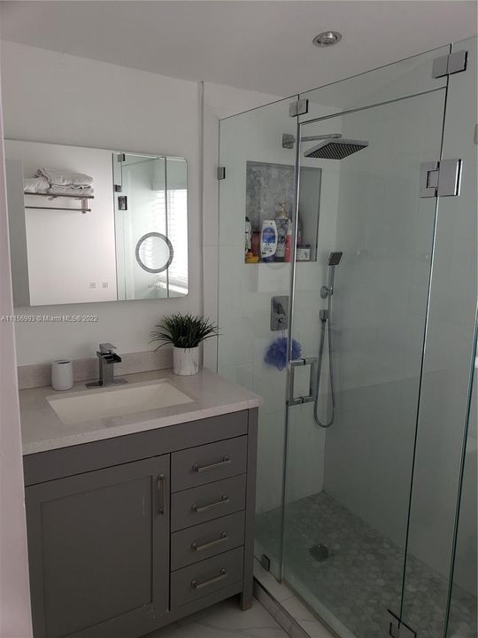 Недавно продано: $495,000 (3 спален, 2 ванн, 1088 Квадратных фут)