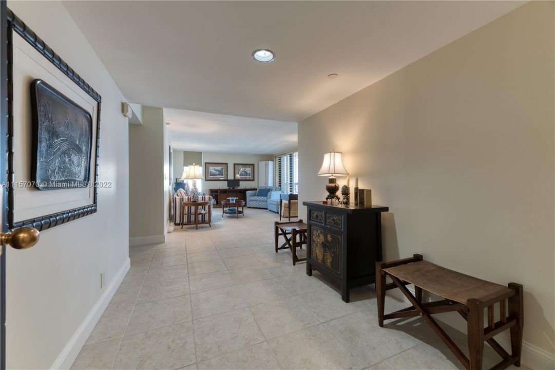 Recently Sold: $2,500,000 (2 beds, 2 baths, 2010 Square Feet)