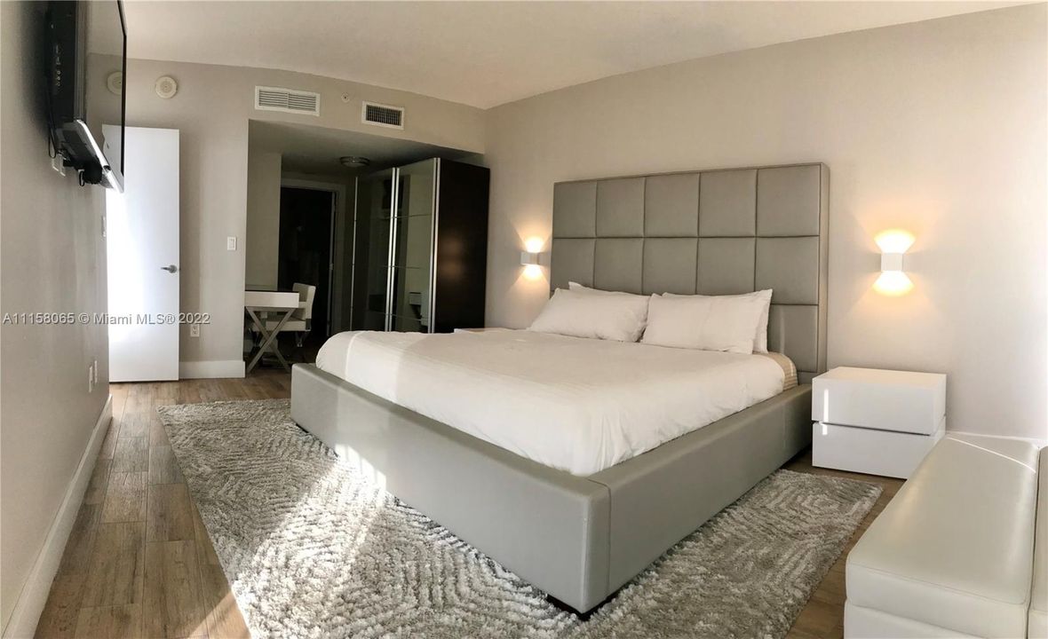 Recientemente alquilado: $3,800 (2 camas, 2 baños, 1048 Pies cuadrados)