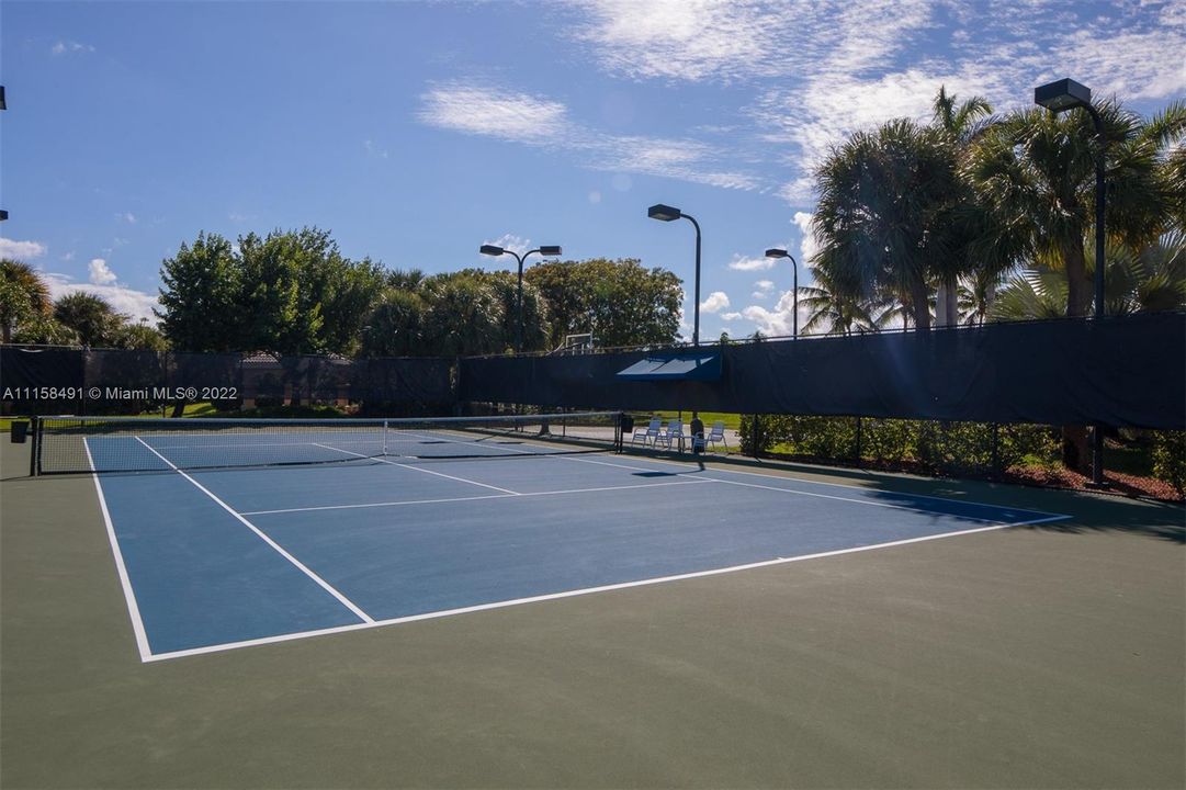 4 LIGHTED TENNIS COURTS
