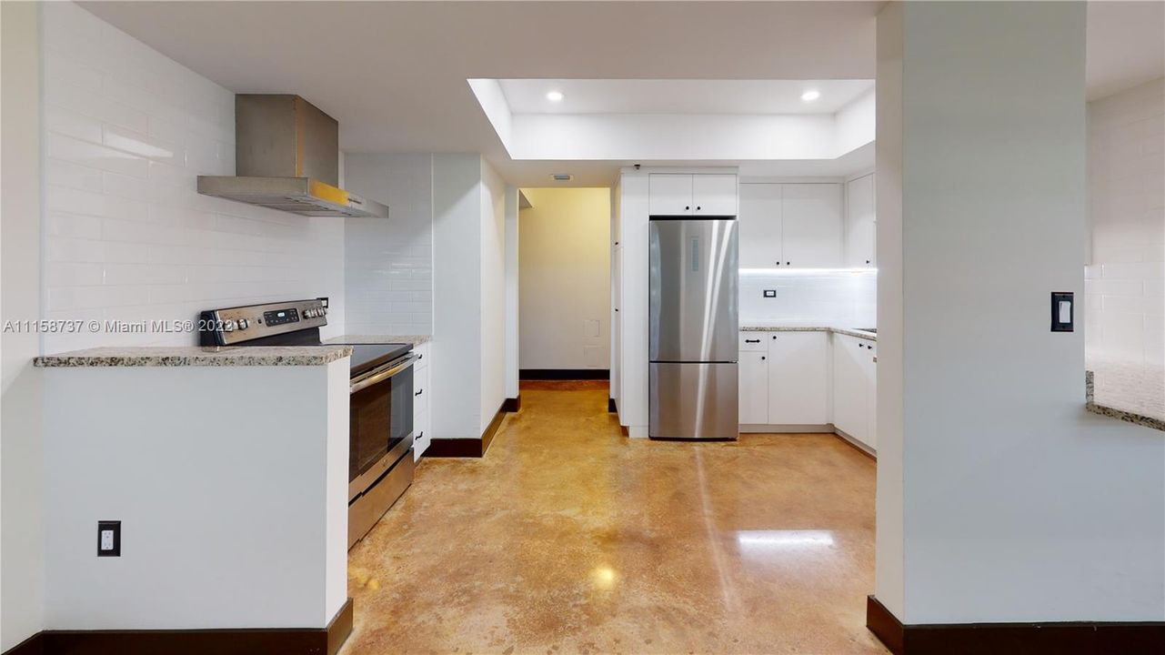 Recently Sold: $355,000 (1 beds, 1 baths, 1058 Square Feet)