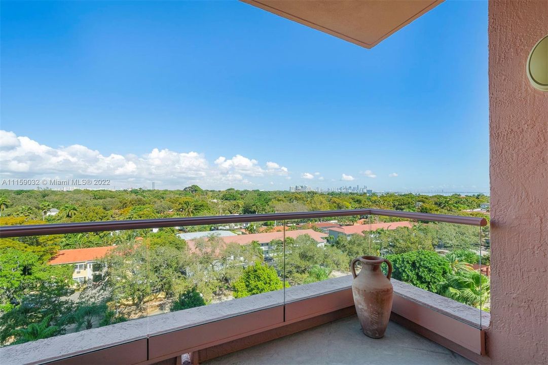 Recently Sold: $2,250,000 (2 beds, 3 baths, 2960 Square Feet)