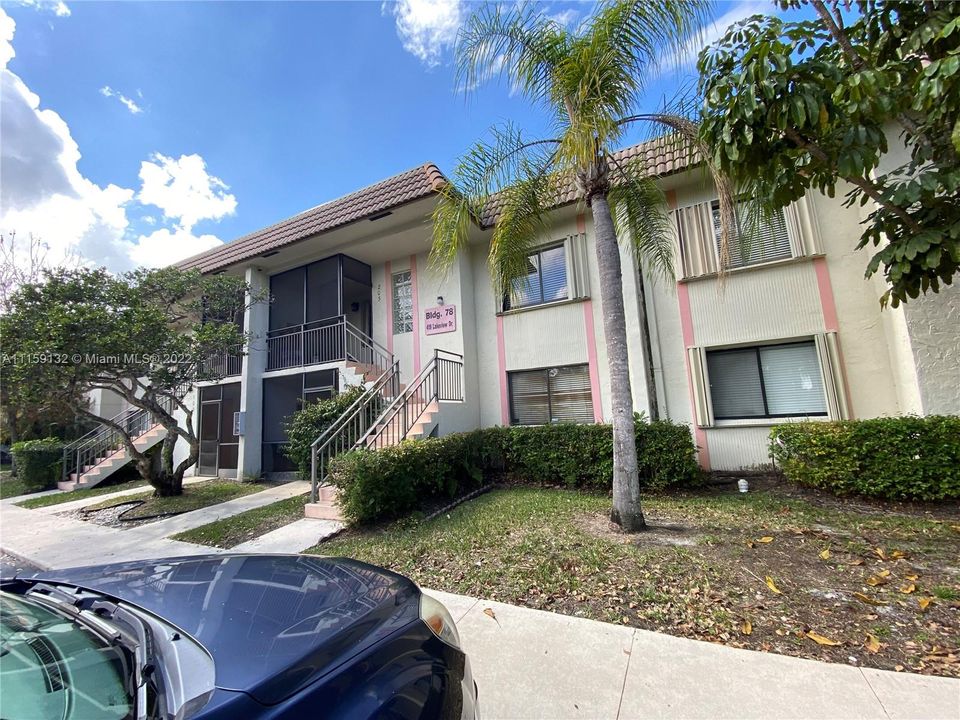 Recently Sold: $259,000 (2 beds, 2 baths, 1231 Square Feet)