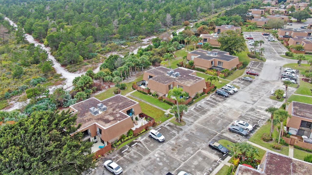 Vendido Recientemente: $270,000 (2 camas, 2 baños, 1288 Pies cuadrados)