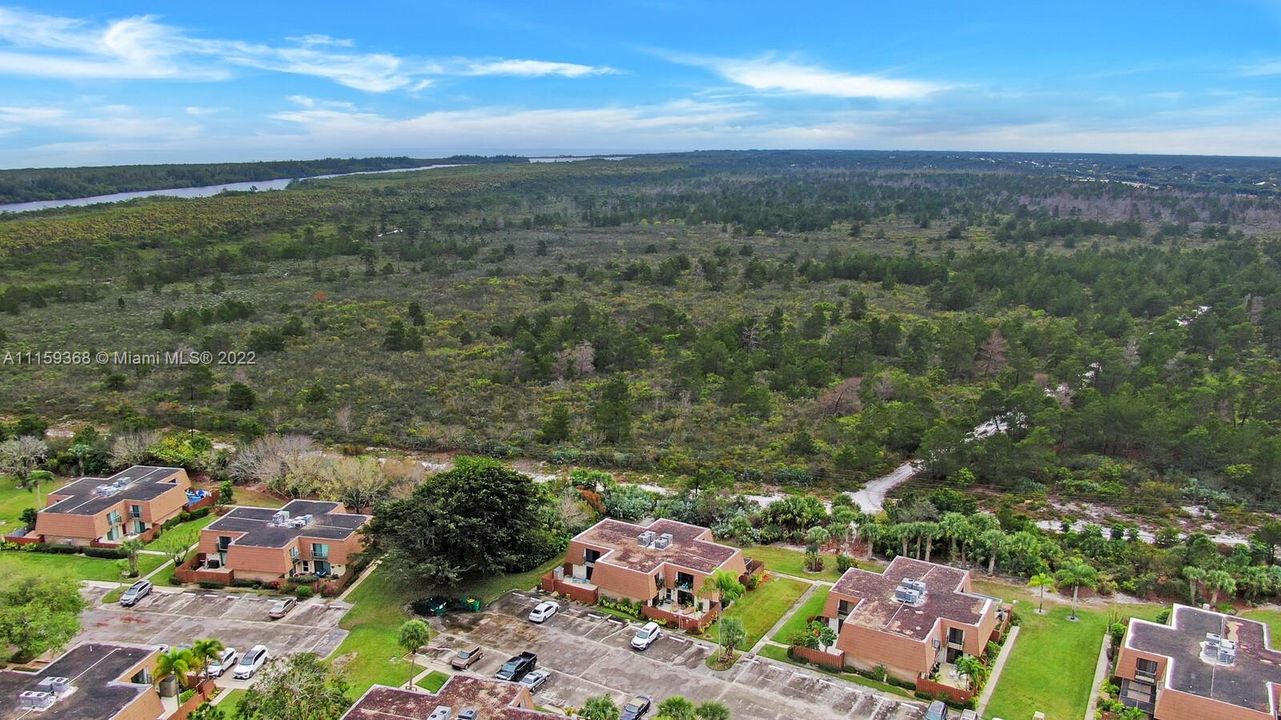 Vendido Recientemente: $270,000 (2 camas, 2 baños, 1288 Pies cuadrados)