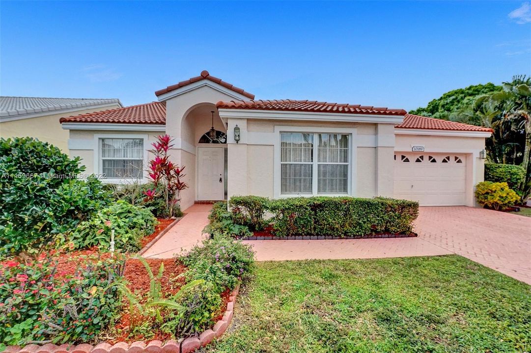 Recently Sold: $499,900 (3 beds, 2 baths, 1581 Square Feet)