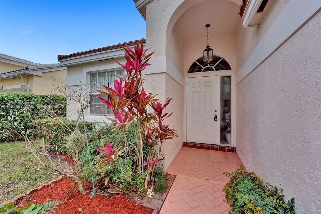 Recently Sold: $499,900 (3 beds, 2 baths, 1581 Square Feet)