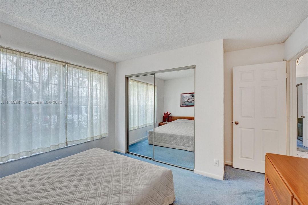 Recently Sold: $499,900 (3 beds, 2 baths, 1581 Square Feet)