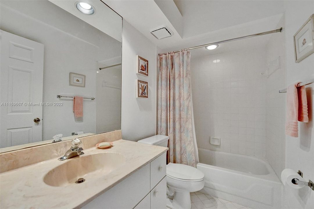 Recently Sold: $499,900 (3 beds, 2 baths, 1581 Square Feet)