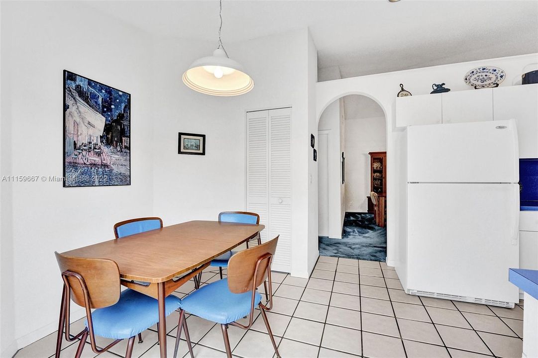 Recently Sold: $499,900 (3 beds, 2 baths, 1581 Square Feet)